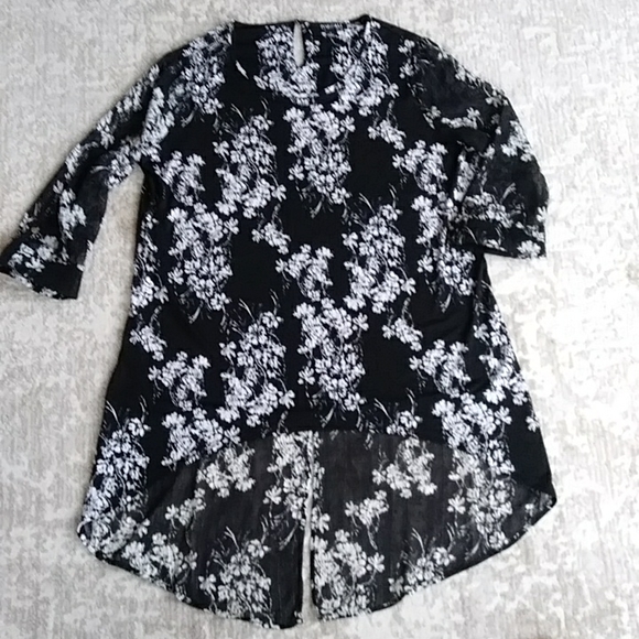 Roz & Ali Floral High Low Tunic Top L Black White - Picture 11 of 16